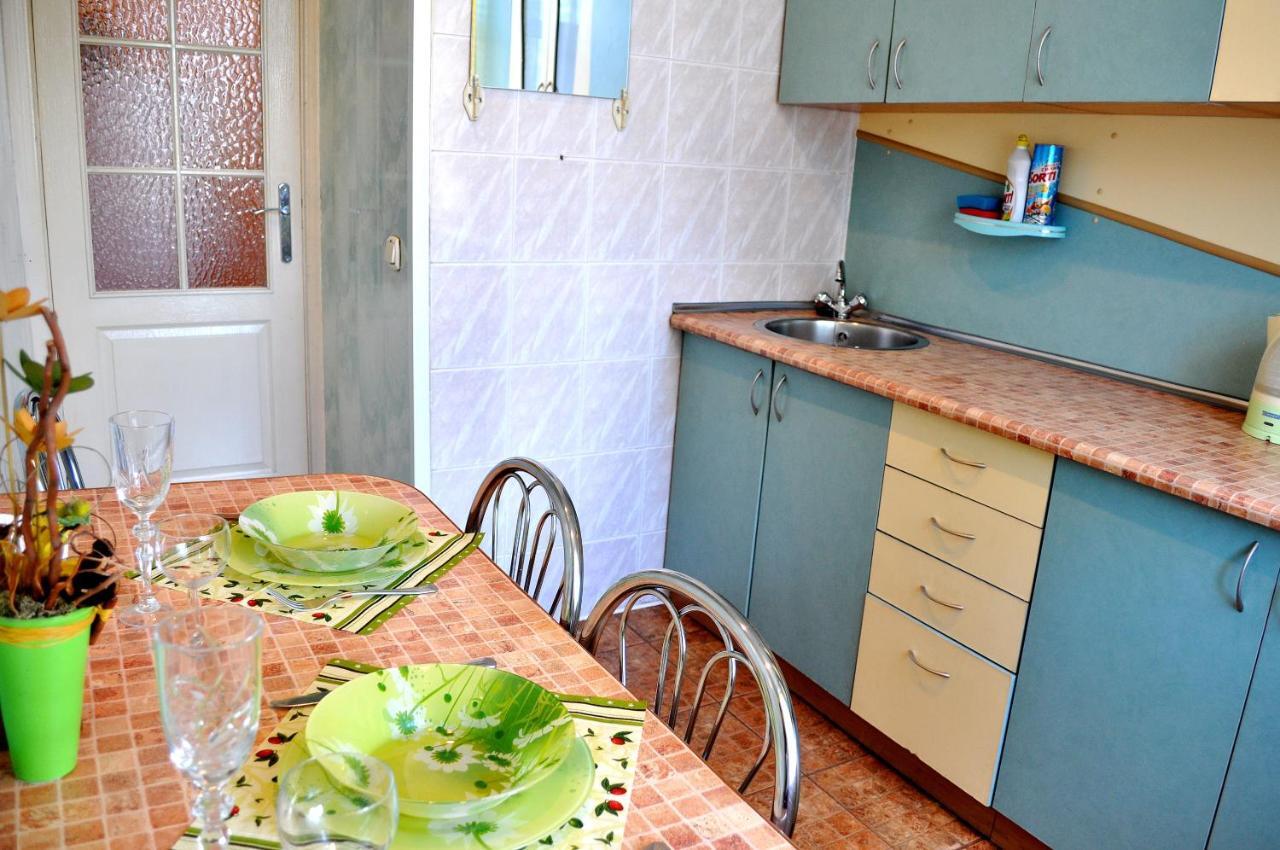 Apartment On Karbyshewa 1 Hrodna Exterior foto